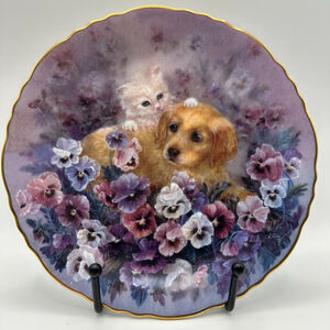PAWS IN THE POSIES Bradford Exchange Plate FRIENDSHIP IN BLOOM LILY CHANG FIRST